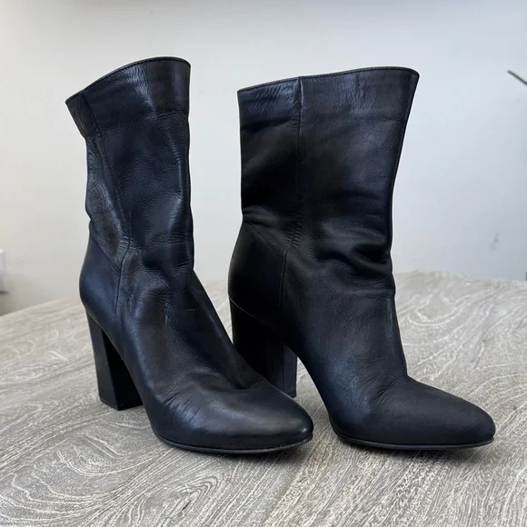 Lucky Brand 🍀 Black Heeled Boots, Sz 8.5 - Picture 3 of 10